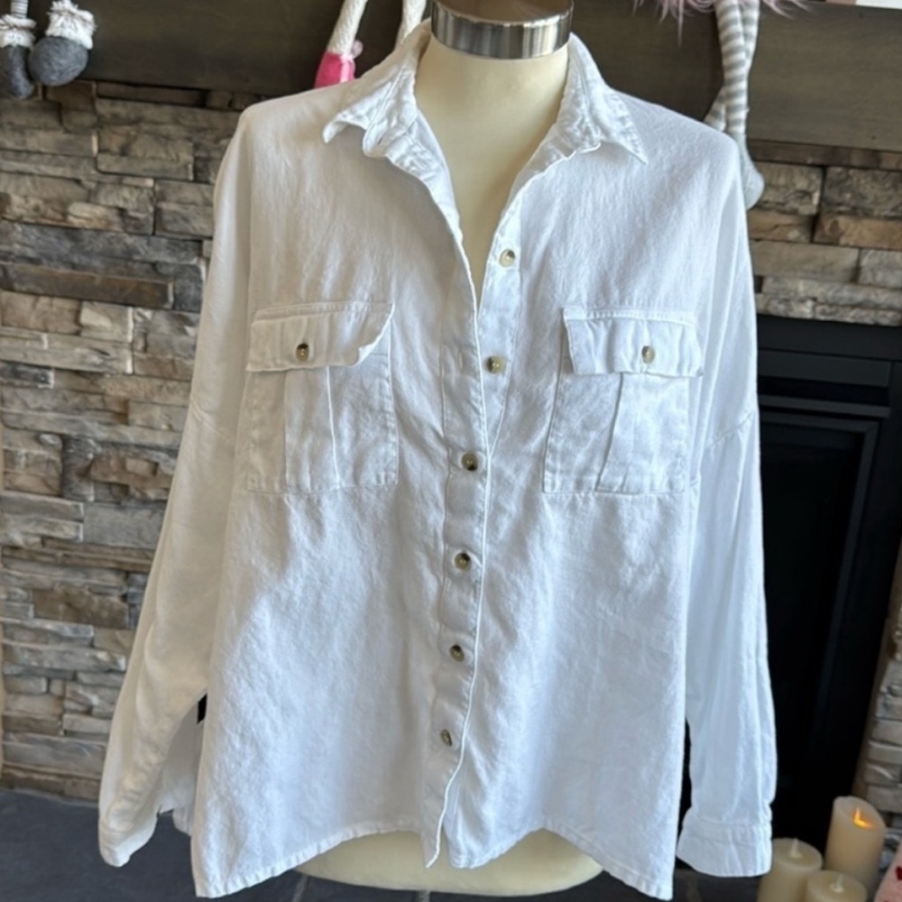 Topshop White Boxy Button Down Shirt with Notched Collar - Picture 6 of 13